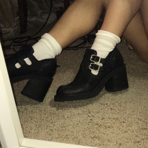 90’s Chunky loafers